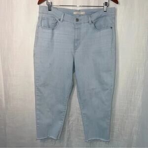 Levi’s Cropped Raw Hem Light Wash Stretch Denim Jeans Size 14